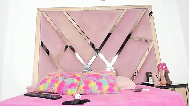 Akiraht online show from 09-26-25, 08:46