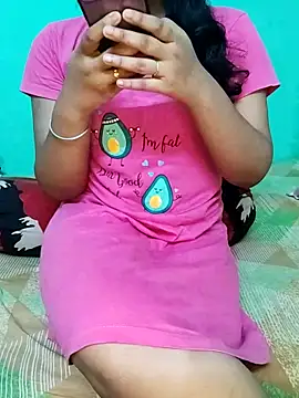 Snapshot of Arshii chatting on 09-14-25, 06:18 Arshii online show from 09-14-25, 06:18