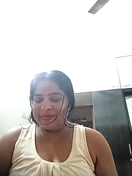 Snapshot of srimasrima chatting on 11-19-25, 12:49 srimasrima online show from 11-19-25, 12:49