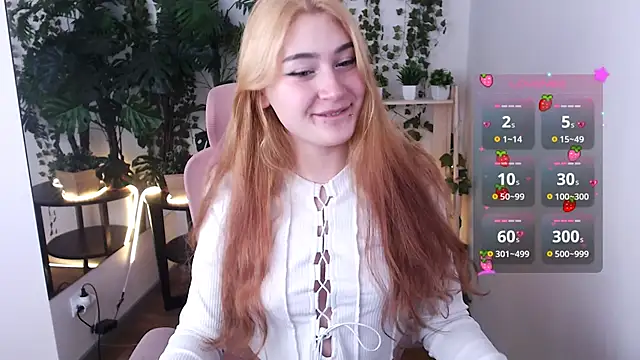 Snapshot of Lili_Luuu chatting on 10-20-25, 03:01 Lili Luuu online show from 10-20-25, 03:01