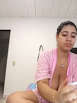 Snapshot of Samantha_hotly chatting on 11-18-25, 08:52 Samantha hotly online show from 11-18-25, 08:52