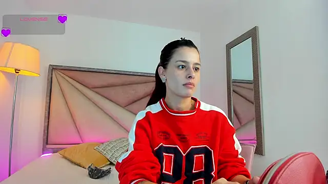 valerieMattson online show from 10-20-25, 05:57