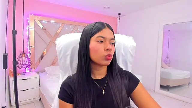 samantaa shy online show from 04-21-26, 02:51