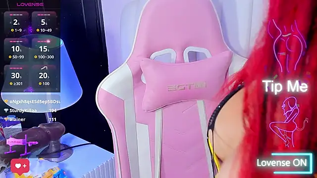 Snapshot of sharlotthe_bigass chatting on 09-25-25, 11:08 sharlotthe bigass online show from 09-25-25, 11:08