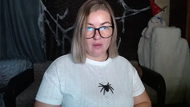 NikaSkylink online show from 10-30-25, 03:41