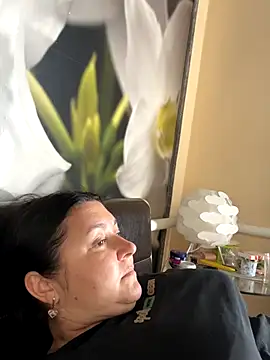 Snapshot of Liza_Will chatting on 09-24-25, 10:51 Liza Will online show from 09-24-25, 10:51