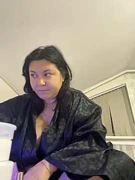 Snapshot of Liza_Will chatting on 10-25-25, 09:53 Liza Will online show from 10-25-25, 09:53