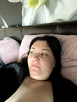 Snapshot of Liza_Will chatting on 10-29-25, 06:26 Liza Will online show from 10-29-25, 06:26