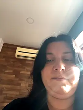 Snapshot of Liza_Will chatting on 11-17-25, 07:36 Liza Will online show from 11-17-25, 07:36