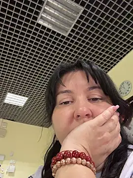 Snapshot of Liza_Will chatting on 12-14-25, 08:52 Liza Will online show from 12-14-25, 08:52