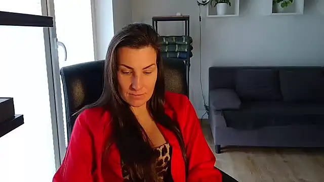 DonnaAmore online show from 10-06-25, 07:17