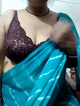 Snapshot of Cuty_siya_143 chatting on 09-13-25, 06:46 Cuty siya 143 online show from 09-13-25, 06:46