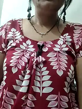 Snapshot of Cuty_siya_143 chatting on 10-07-25, 02:58 Cuty siya 143 online show from 10-07-25, 02:58