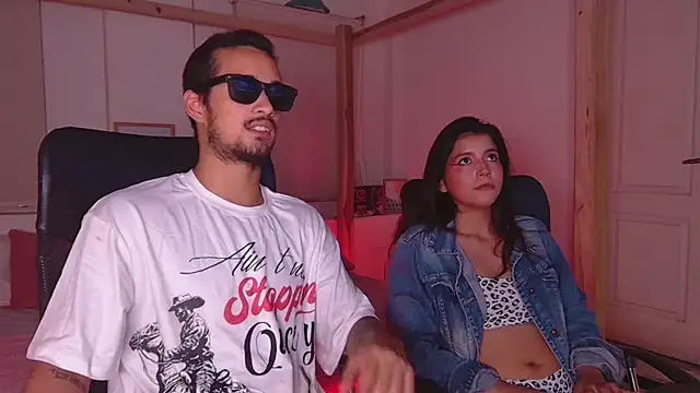 Snapshot of Laila_asher chatting on 09-11-25, 04:34 Laila asher online show from 09-11-25, 04:34