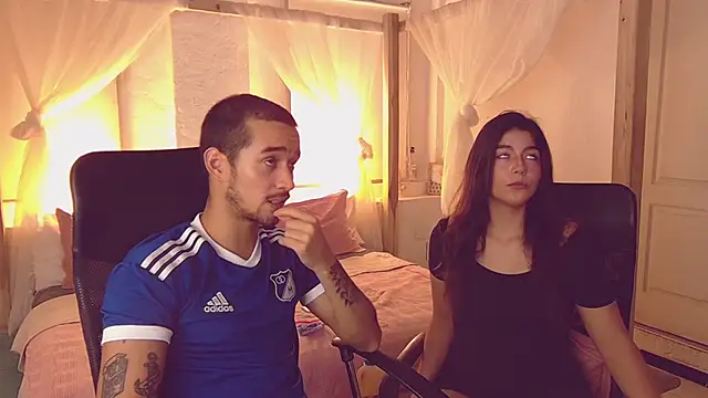 Snapshot of Laila_asher chatting on 09-30-25, 05:12 Laila asher online show from 09-30-25, 05:12