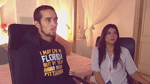 Snapshot of Laila_asher chatting on 10-18-25, 03:09 Laila asher online show from 10-18-25, 03:09