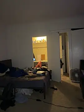 Snapshot of KingKevo27 chatting on 10-19-25, 02:12 KingKevo27 online show from 10-19-25, 02:12