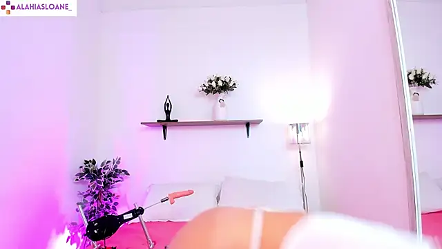 AlahiaSloane online show from 09-24-25, 11:24