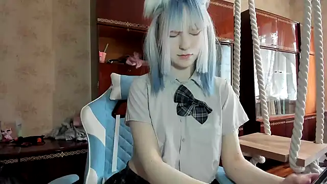 Snapshot of kioshi_kiss chatting on 11-17-25, 11:05 kioshi kiss online show from 11-17-25, 11:05