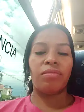 Snapshot of AntonelaMorriz chatting on 10-06-25, 03:31 AntonelaMorriz online show from 10-06-25, 03:31