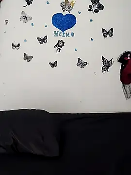 Snapshot of AntonelaMorriz chatting on 11-25-25, 08:14 AntonelaMorriz online show from 11-25-25, 08:14