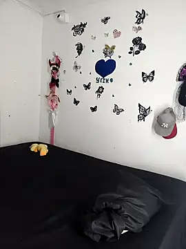 Snapshot of AntonelaMorriz chatting on 12-17-25, 08:09 AntonelaMorriz online show from 12-17-25, 08:09