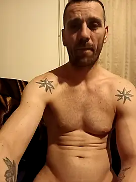 Snapshot of YzabellFabioo chatting on 02-22-26, 11:14 YzabellFabioo online show from 02-22-26, 11:14