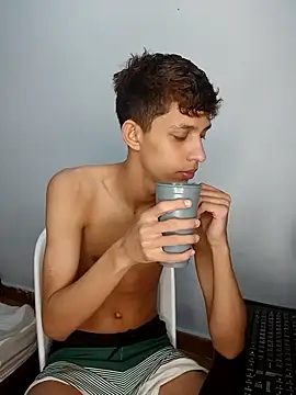 Allnei online show from 09-21-25, 07:59