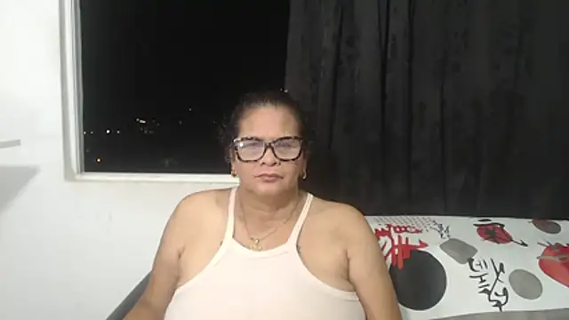 DinaDIRTY online show from 01-10-26, 07:43