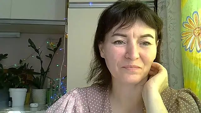 Snapshot of Krystal_82 chatting on 09-10-25, 08:25 Krystal 82 online show from 09-10-25, 08:25