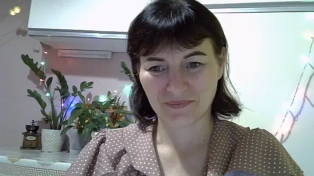 Snapshot of Krystal_82 chatting on 09-11-25, 05:13 Krystal 82 online show from 09-11-25, 05:13