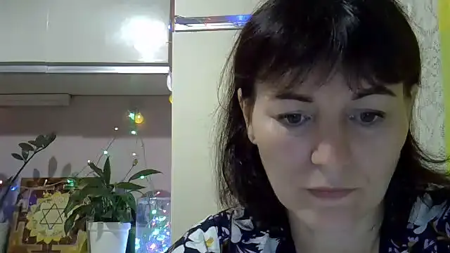 Snapshot of Krystal_82 chatting on 09-12-25, 05:46 Krystal 82 online show from 09-12-25, 05:46