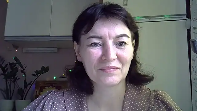 Snapshot of Krystal_82 chatting on 09-22-25, 08:16 Krystal 82 online show from 09-22-25, 08:16