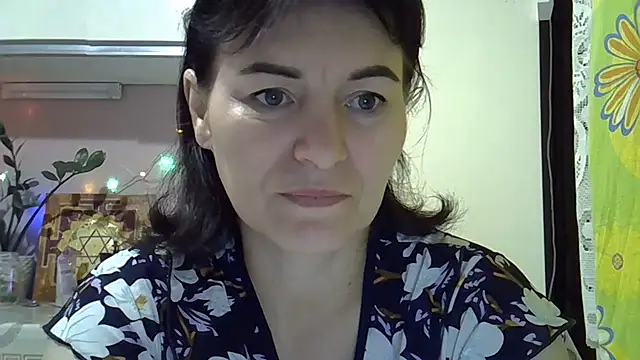 Snapshot of Krystal_82 chatting on 09-28-25, 05:07 Krystal 82 online show from 09-28-25, 05:07