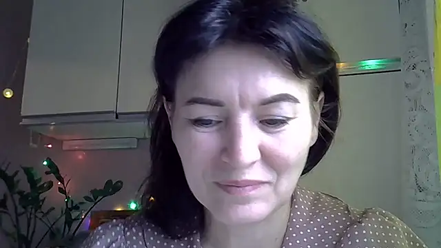 Snapshot of Krystal_82 chatting on 10-11-25, 07:40 Krystal 82 online show from 10-11-25, 07:40