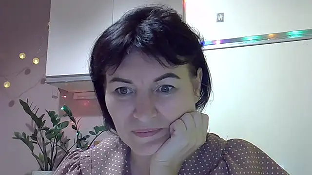 Snapshot of Krystal_82 chatting on 10-11-25, 07:45 Krystal 82 online show from 10-11-25, 07:45