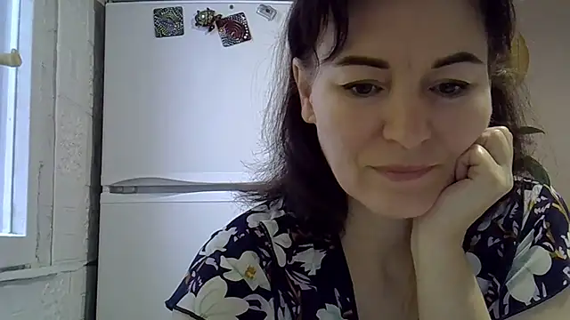 Snapshot of Krystal_82 chatting on 11-12-25, 07:42 Krystal 82 online show from 11-12-25, 07:42