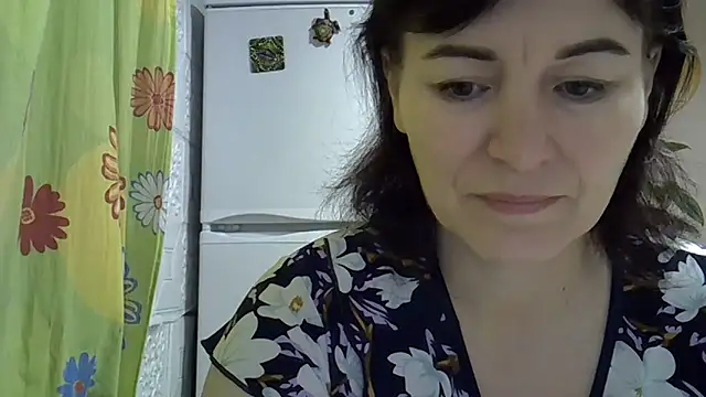 Snapshot of Krystal_82 chatting on 11-26-25, 05:14 Krystal 82 online show from 11-26-25, 05:14