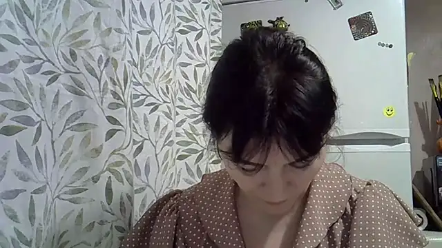 Snapshot of Krystal_82 chatting on 12-04-25, 08:50 Krystal 82 online show from 12-04-25, 08:50