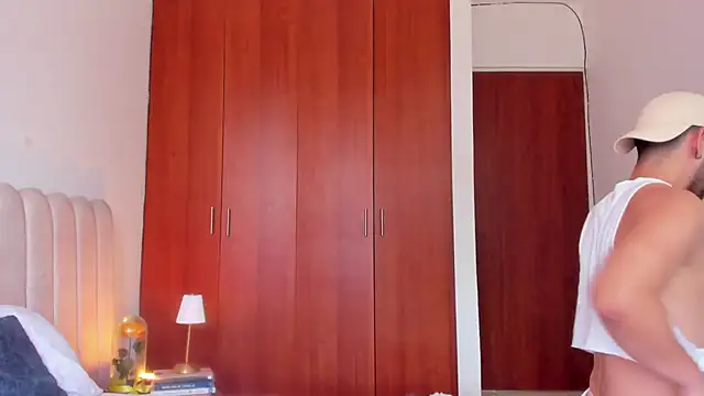 Snapshot of Dark_beauty2 chatting on 09-28-25, 06:13 Dark beauty2 online show from 09-28-25, 06:13