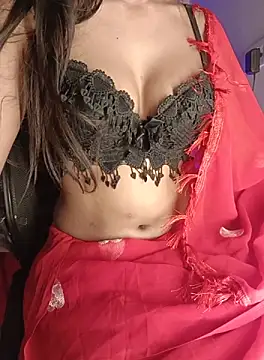 Snapshot of queen_girl_ chatting on 10-06-25, 05:43 queen girl online show from 10-06-25, 05:43