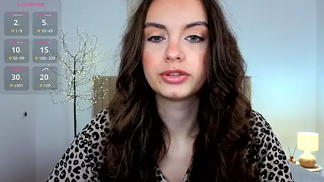 Real cutie1 online show from 07-04-26, 12:44