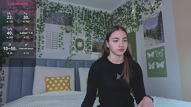 Snapshot of Ashley_Pierce chatting on 09-22-25, 04:03 Ashley Pierce online show from 09-22-25, 04:03