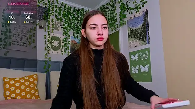 Snapshot of Ashley_Pierce chatting on 10-14-25, 04:13 Ashley Pierce online show from 10-14-25, 04:13