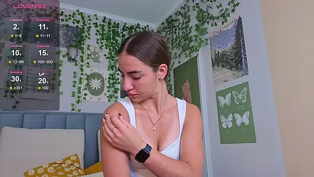 Ashley Pierce online show from 11-08-25, 04:12