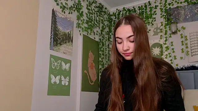 Ashley Pierce online show from 12-16-25, 04:17