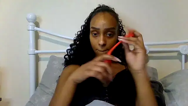 Hazel Dollxx online show from 01-13-26, 12:10