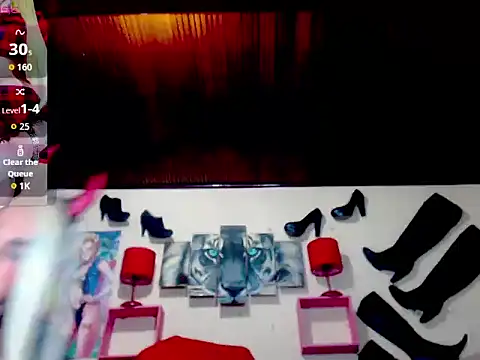 blondehot5v online show from 09-18-25, 12:07