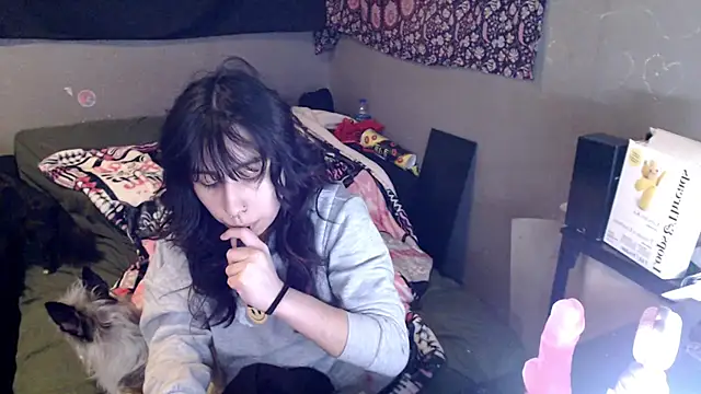 London Ray online show from 02-21-26, 08:10