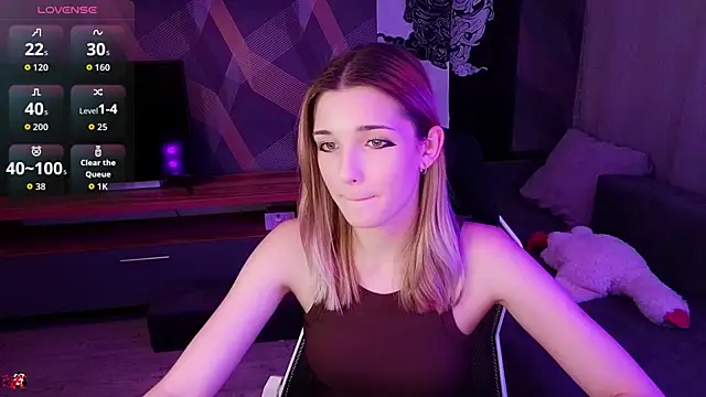 Sandy Belle online show from 09-20-25, 06:31